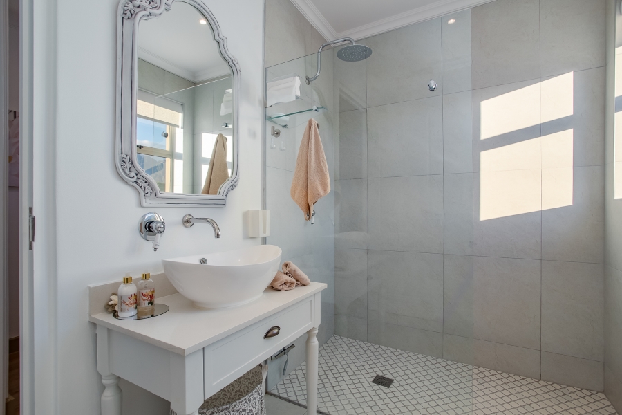 2 Bedroom Property for Sale in Franschhoek Western Cape